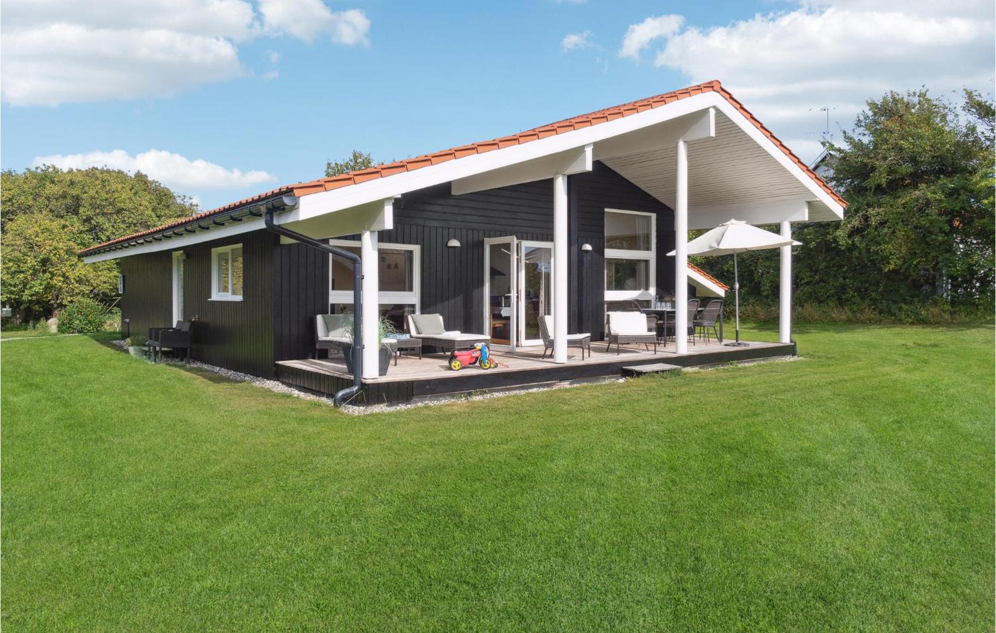 Amazing Home In Askeby With Sauna Eksteriør bilde